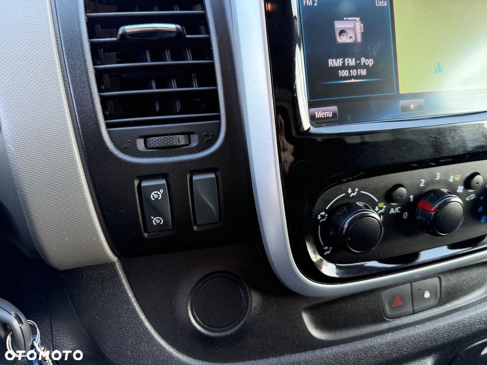 Renault Trafic - 31