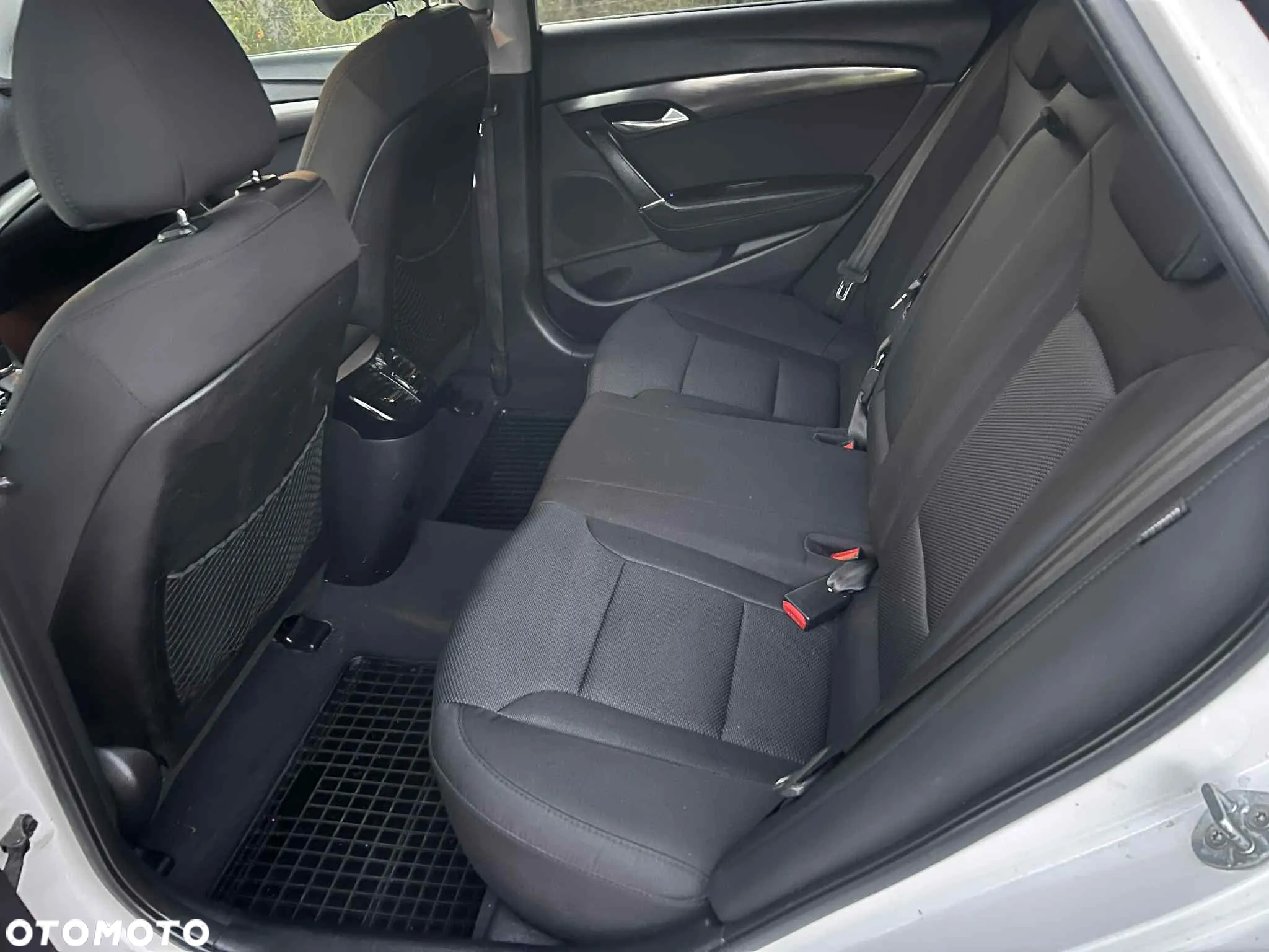 Hyundai i40 2.0 GDI Comfort + - 10