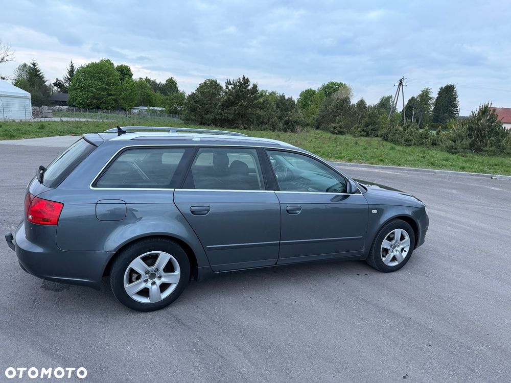 Audi A4 Avant - 16