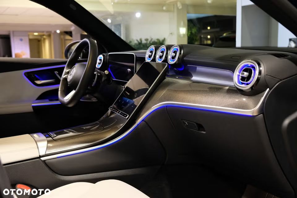 Mercedes-Benz GLC 300 de 4Matic 9G-TRONIC AMG Line Advanced - 12