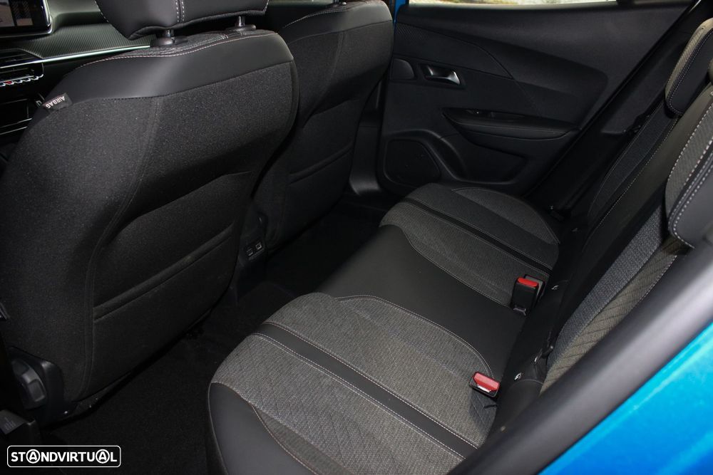 Peugeot 2008 - 26