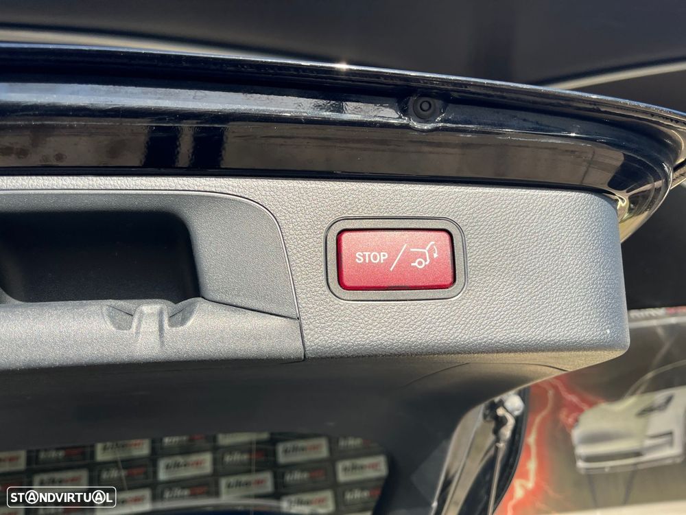 Mercedes-Benz GLC 300 de 4Matic 9G-TRONIC AMG Line - 9