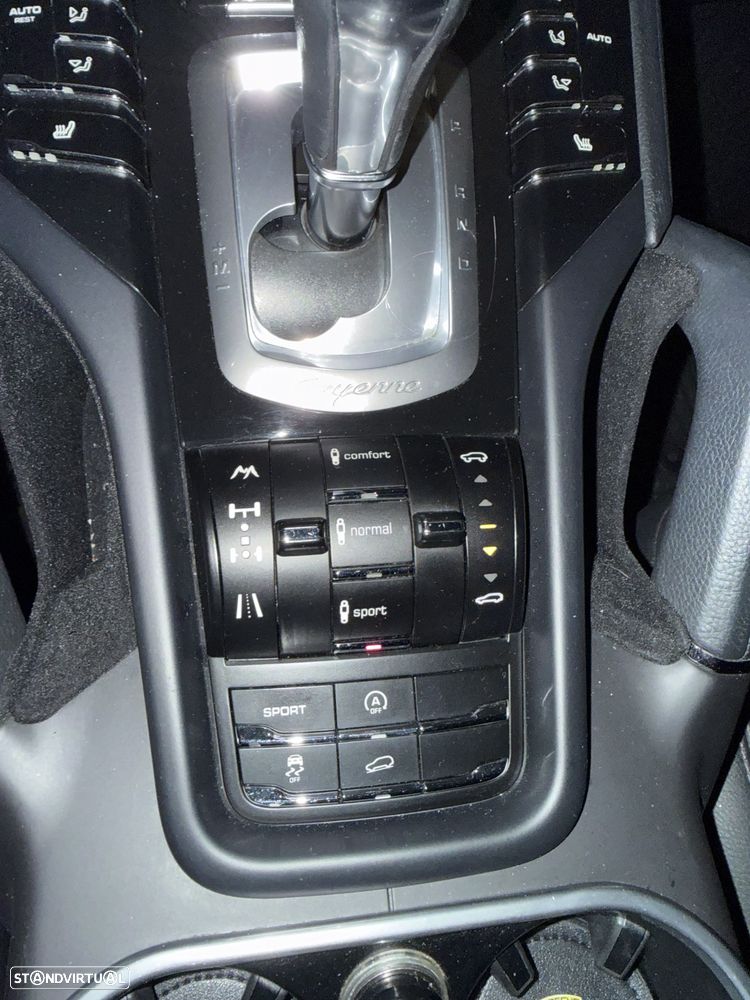 Porsche Cayenne Tiptronic - 8