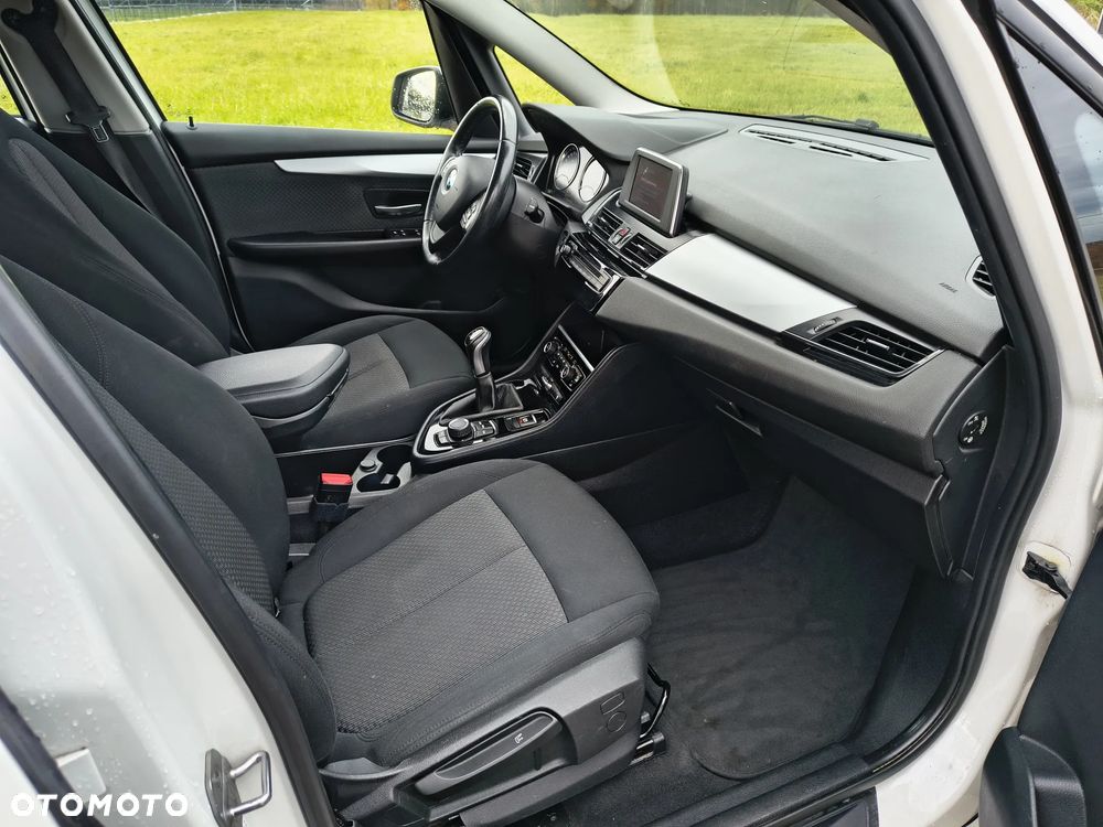 BMW Seria 2 218d xDrive Luxury Line - 14