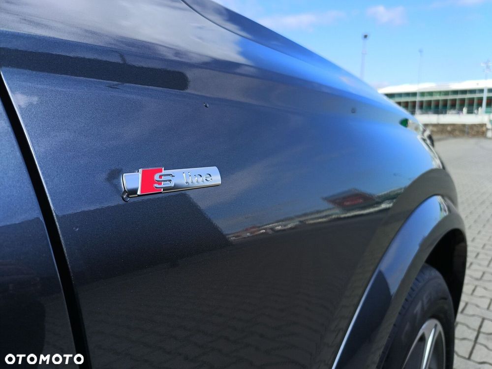 Audi Q6 e-tron 83kWh - 35