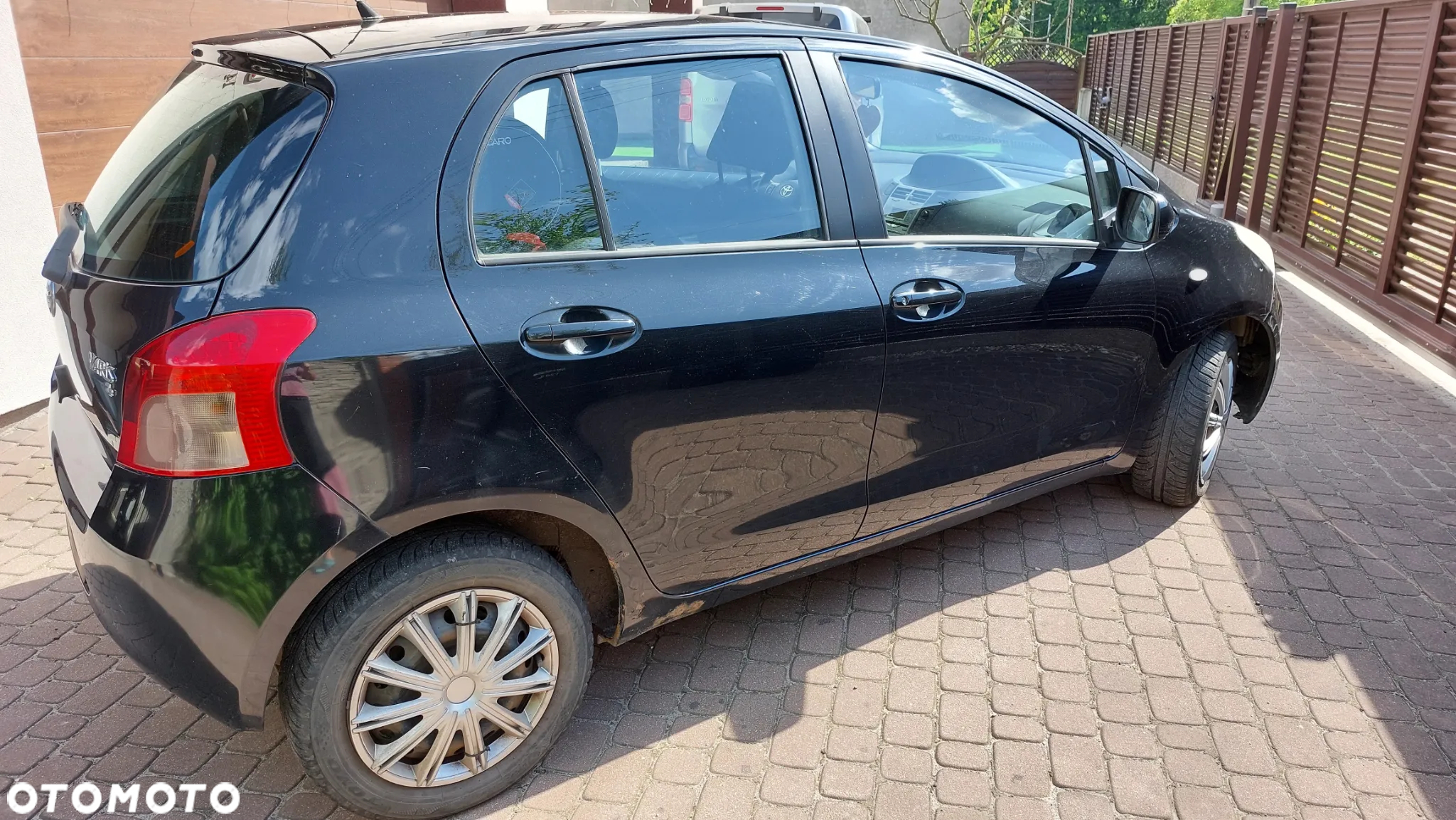 Toyota Yaris 1.3 Terra - 2