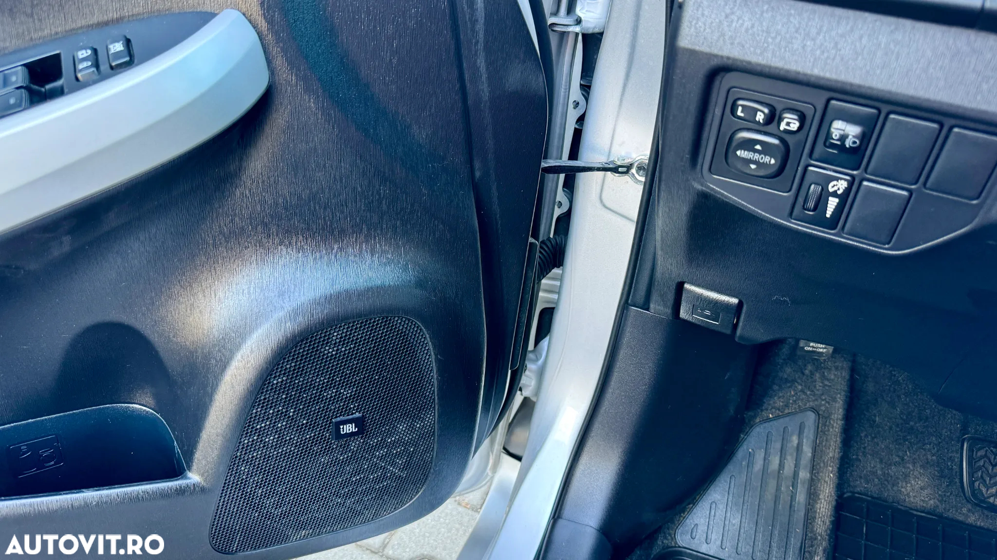 Toyota Prius - 15