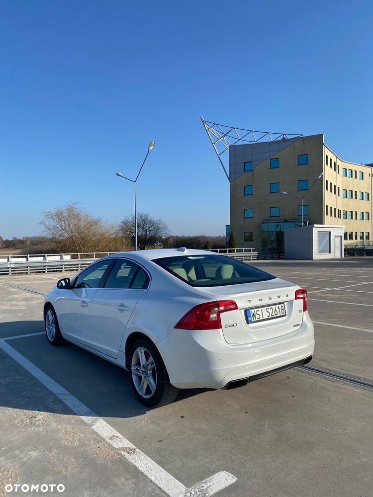 Volvo S60 T5 Geartronic - 4