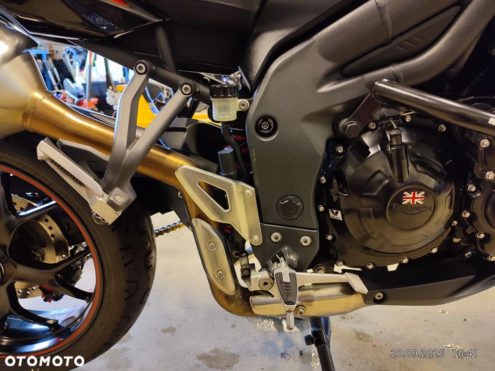Triumph Tiger - 24