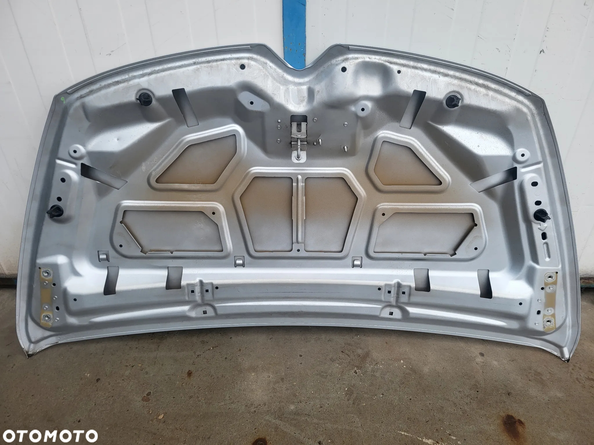 Maska pokrywa silnika Citroen C4 Picasso II - 9