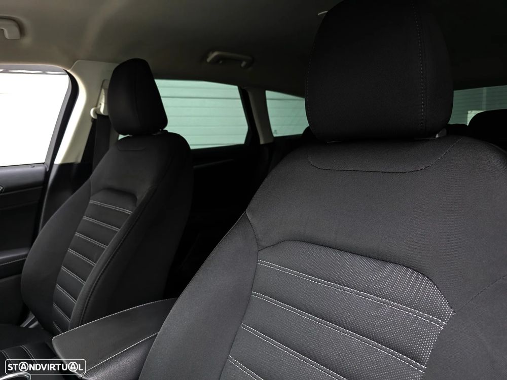 Ford Mondeo SW 1.5 TDCi Business Plus ECOnetic - 50