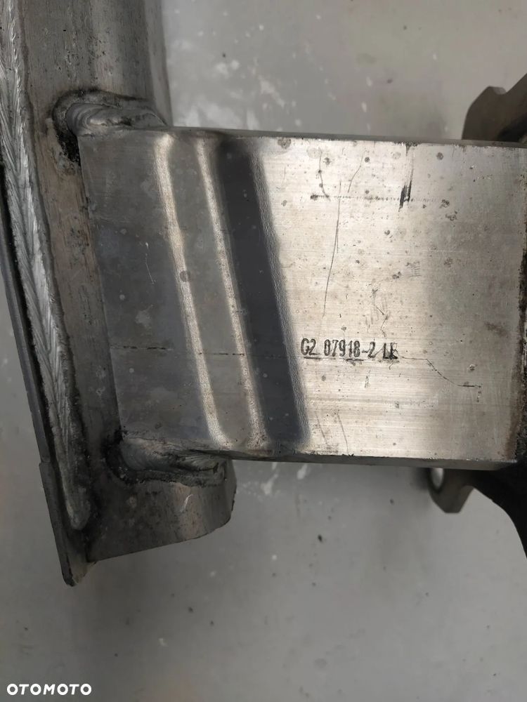 AUDI A4 B9 KOMBI BELKA WZMOCNIENIE ZDERZAK TYŁ - 8