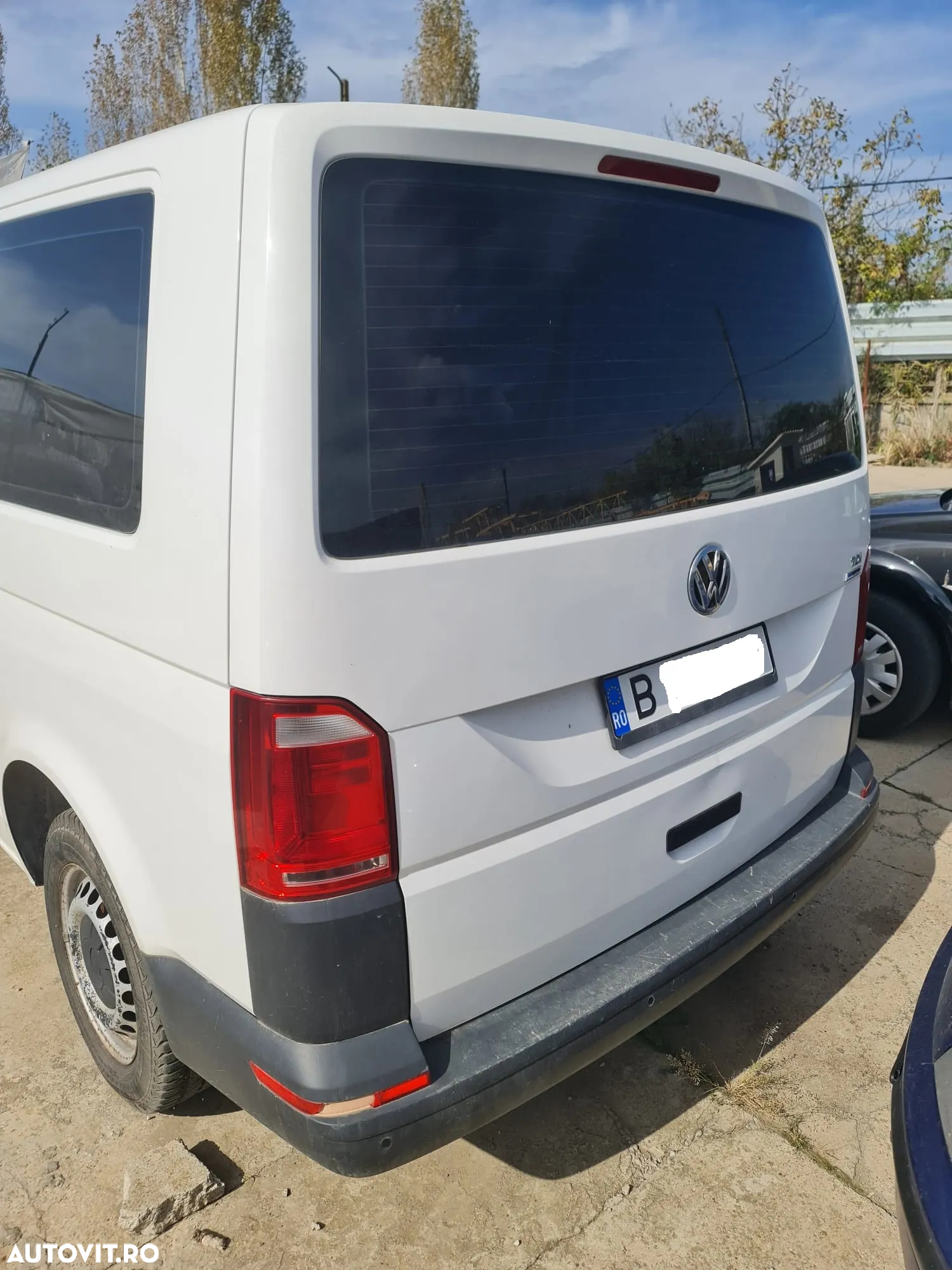 Volkswagen Transporter - 4