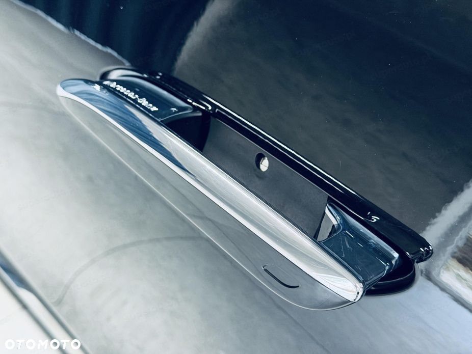 Mercedes-Benz Klasa E 220 d mHEV 4-Matic AMG 9G-Tronic - 18