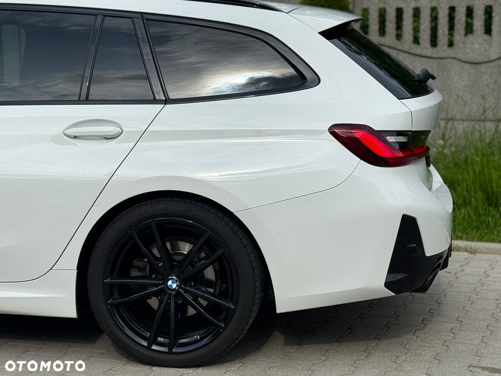 BMW Seria 3 320d M Sport sport - 17