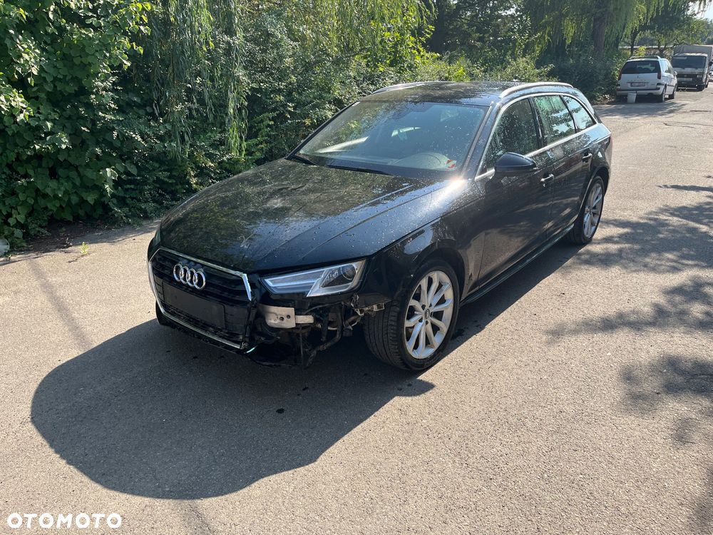 Audi A4 Avant 2.0 TDI S tronic - 1