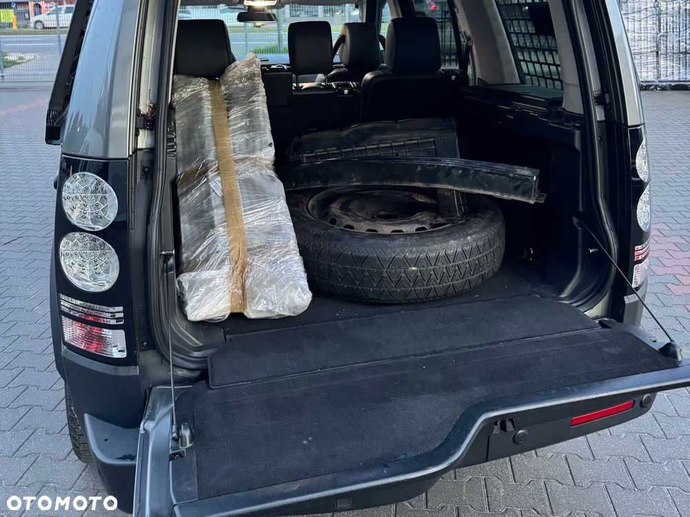 Land Rover Discovery III 2.7D V6 Limited - 25