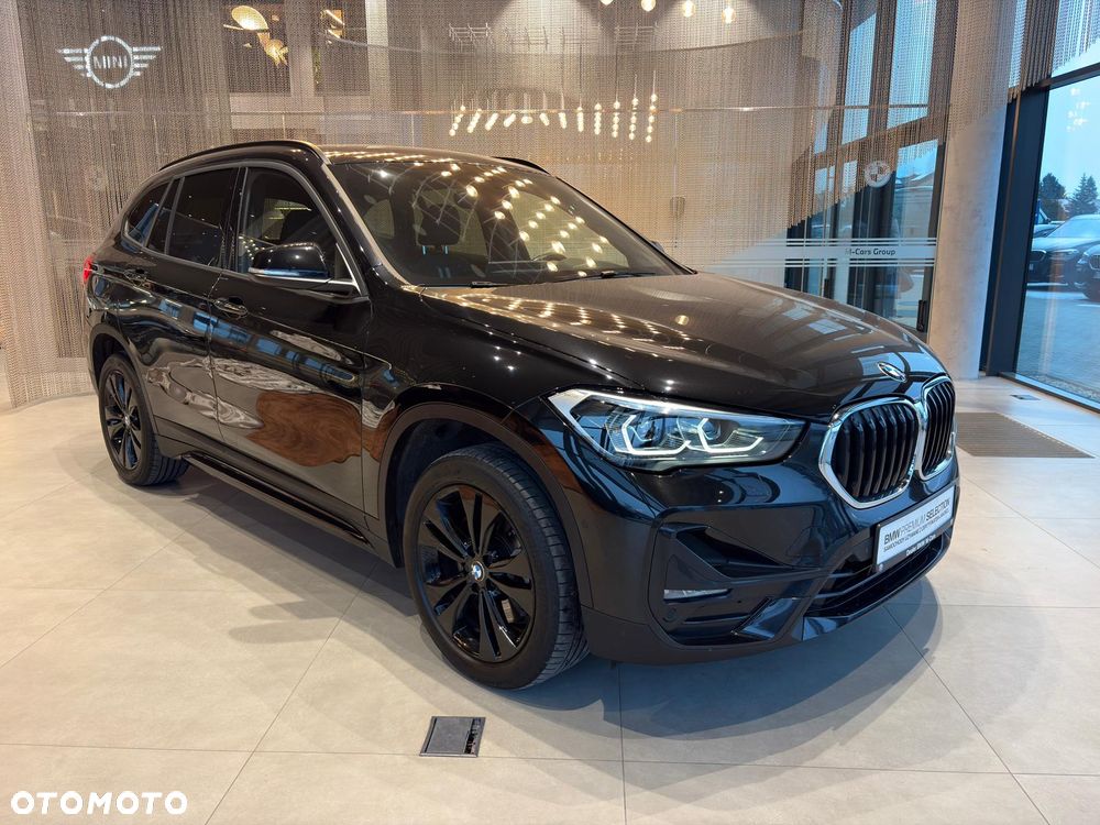 BMW X1 xDrive20i Sport Line sport - 8