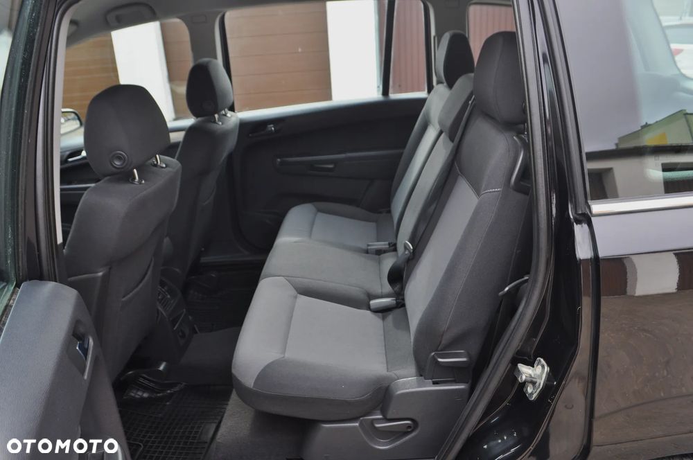 Opel Zafira 1.9 CDTI Edition Plus - 26