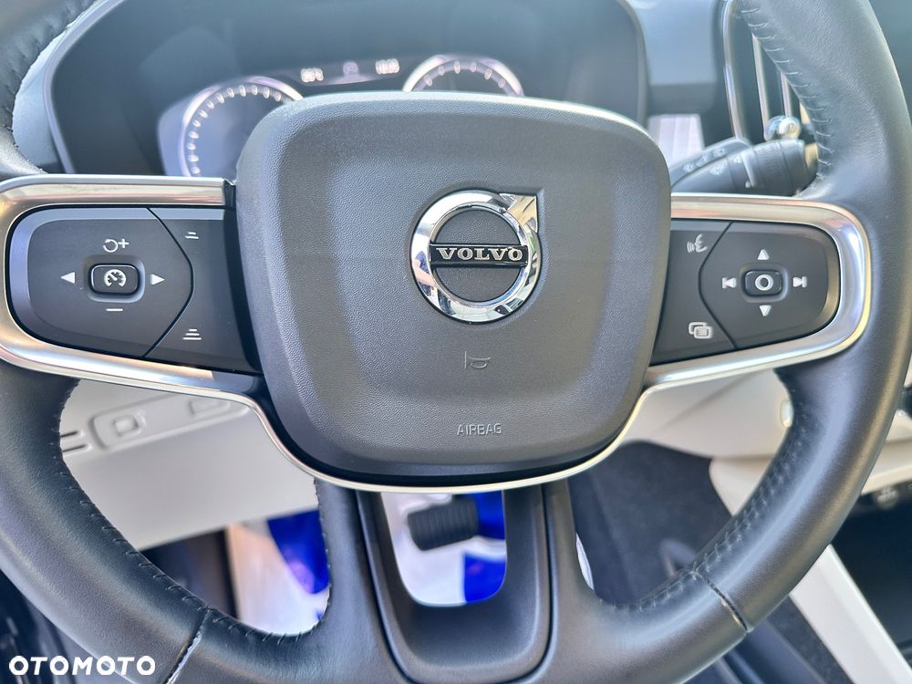 Volvo XC 40 T4 AWD - 11