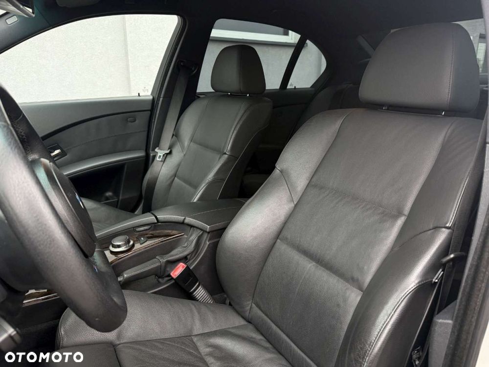 BMW Seria 5 540i Edition Sport - 19