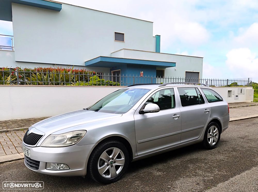 Skoda Octavia Break 1.6 TDi Elegance DSG - 5