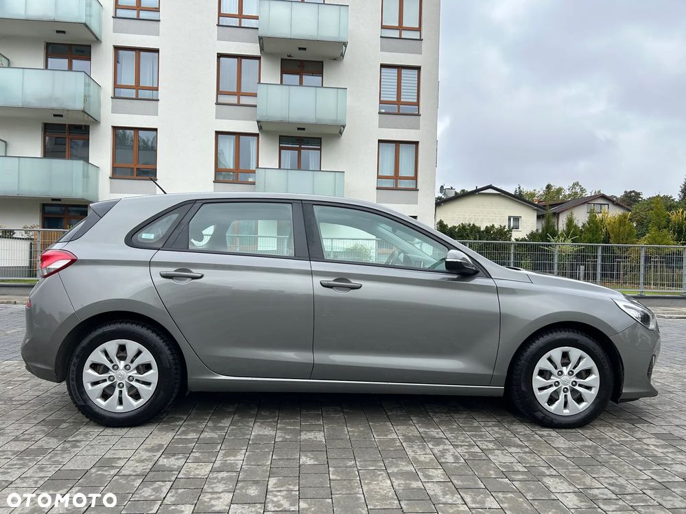 Hyundai i30 1.4 Classic + - 23