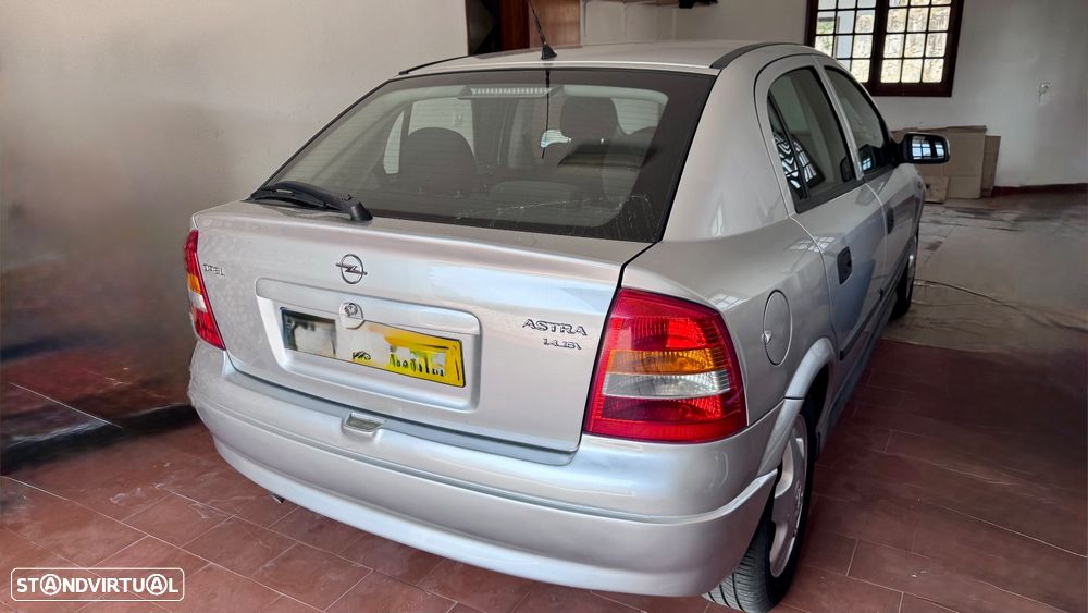 Opel Astra - 4