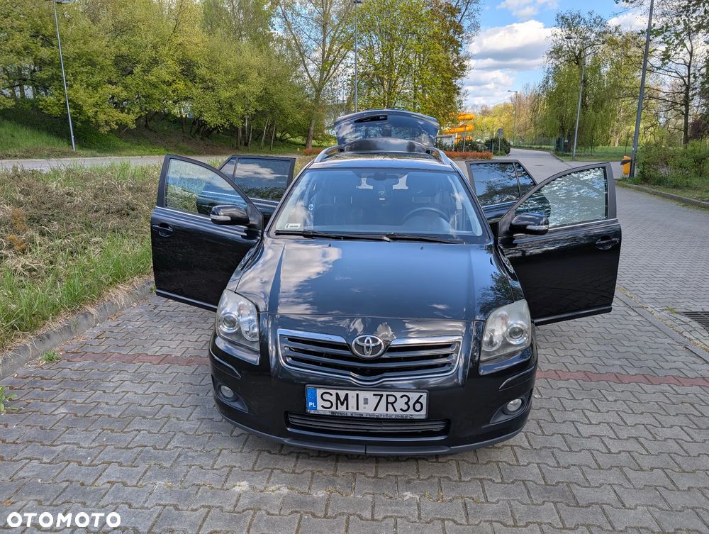 Toyota Avensis 2.0 D-4D Team - 14
