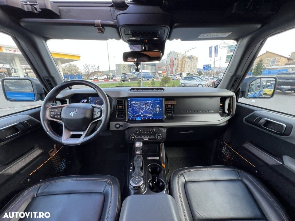 Ford Bronco - 22