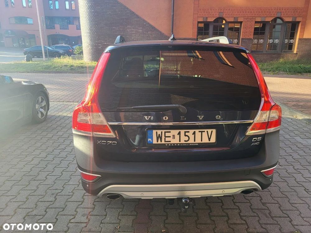 Volvo XC 70 D5 AWD Dynamic Summum - 3