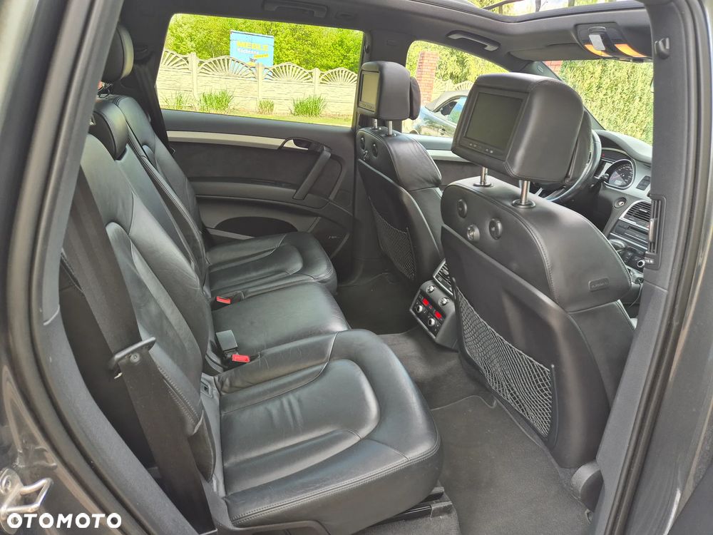 Audi Q7 - 8