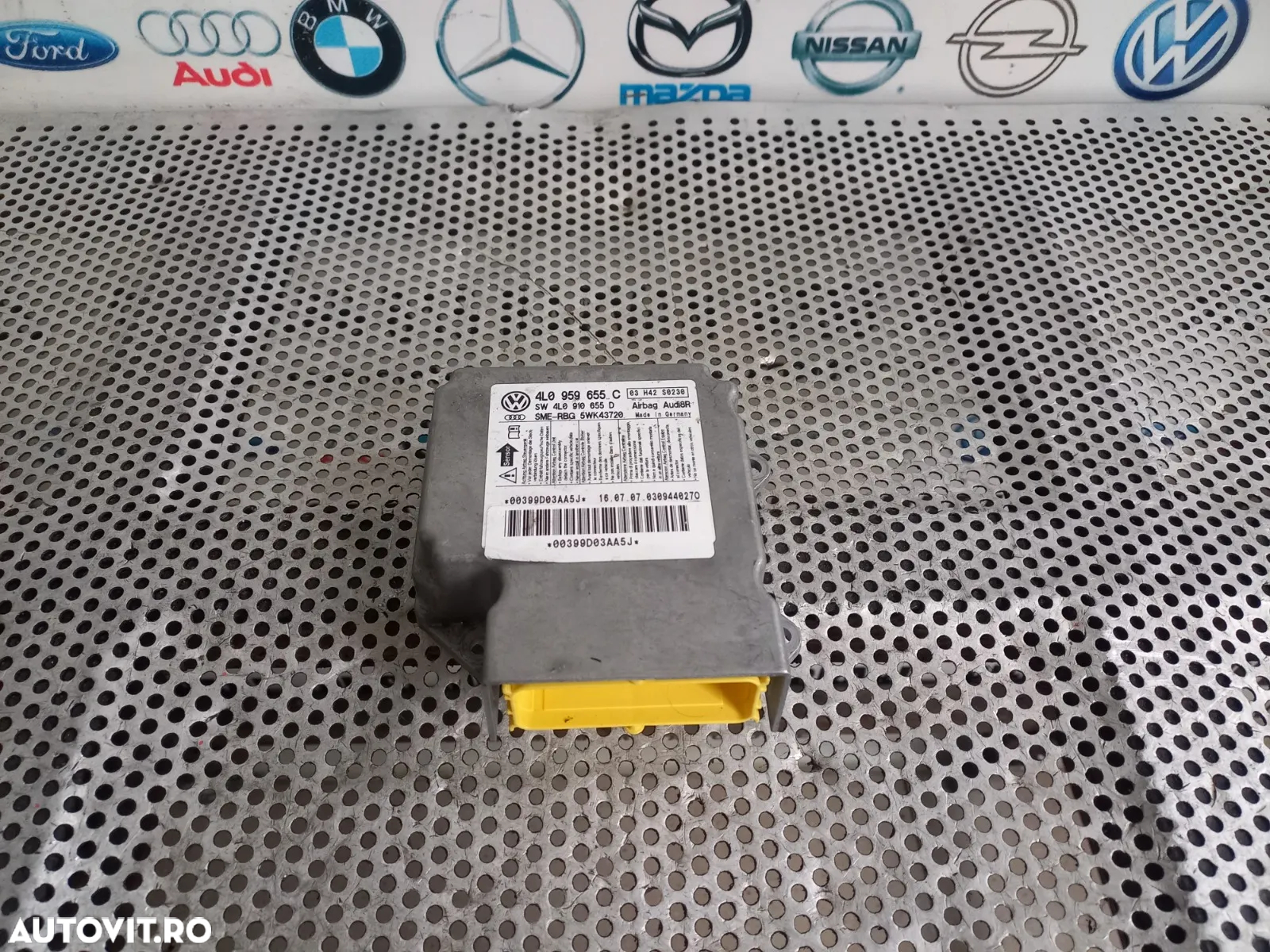 Calculator Modul Airbag Audi Q7 4L An 2005-2006-2007-2008-2009 Cod 4LC - Dezmembrari Arad - 2
