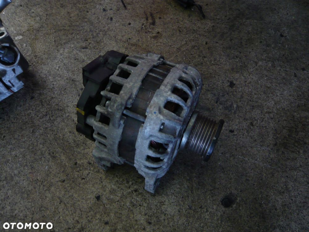 alternator 231002854r dacia sandero ii - 1