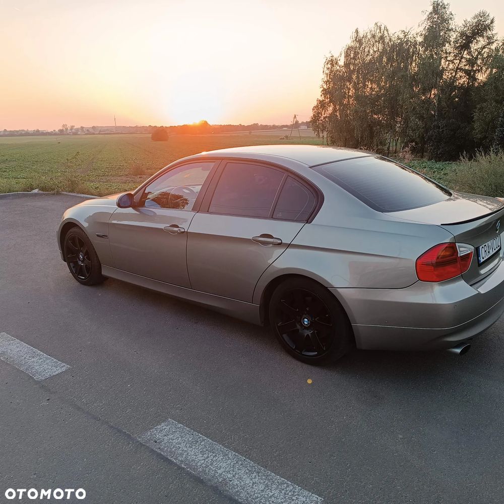 BMW Seria 3 - 10