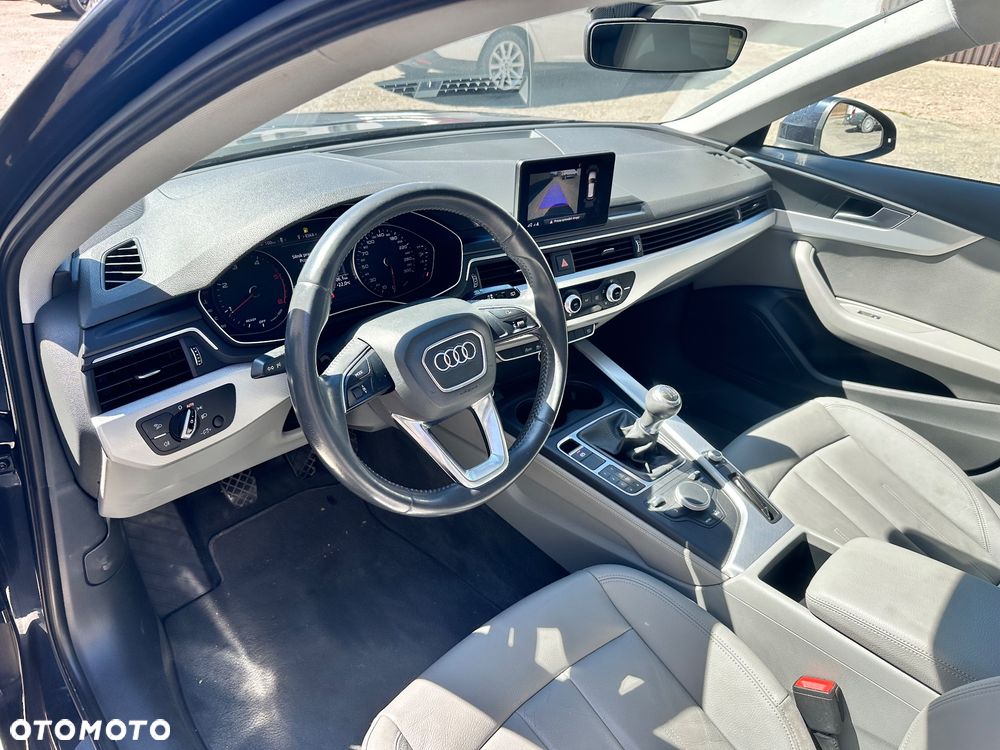 Audi A4 Avant - 10