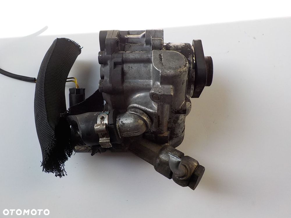 BMW 3 (E90) 3.0 D POMPA WSPOMAGANIA 7735242102 - 4