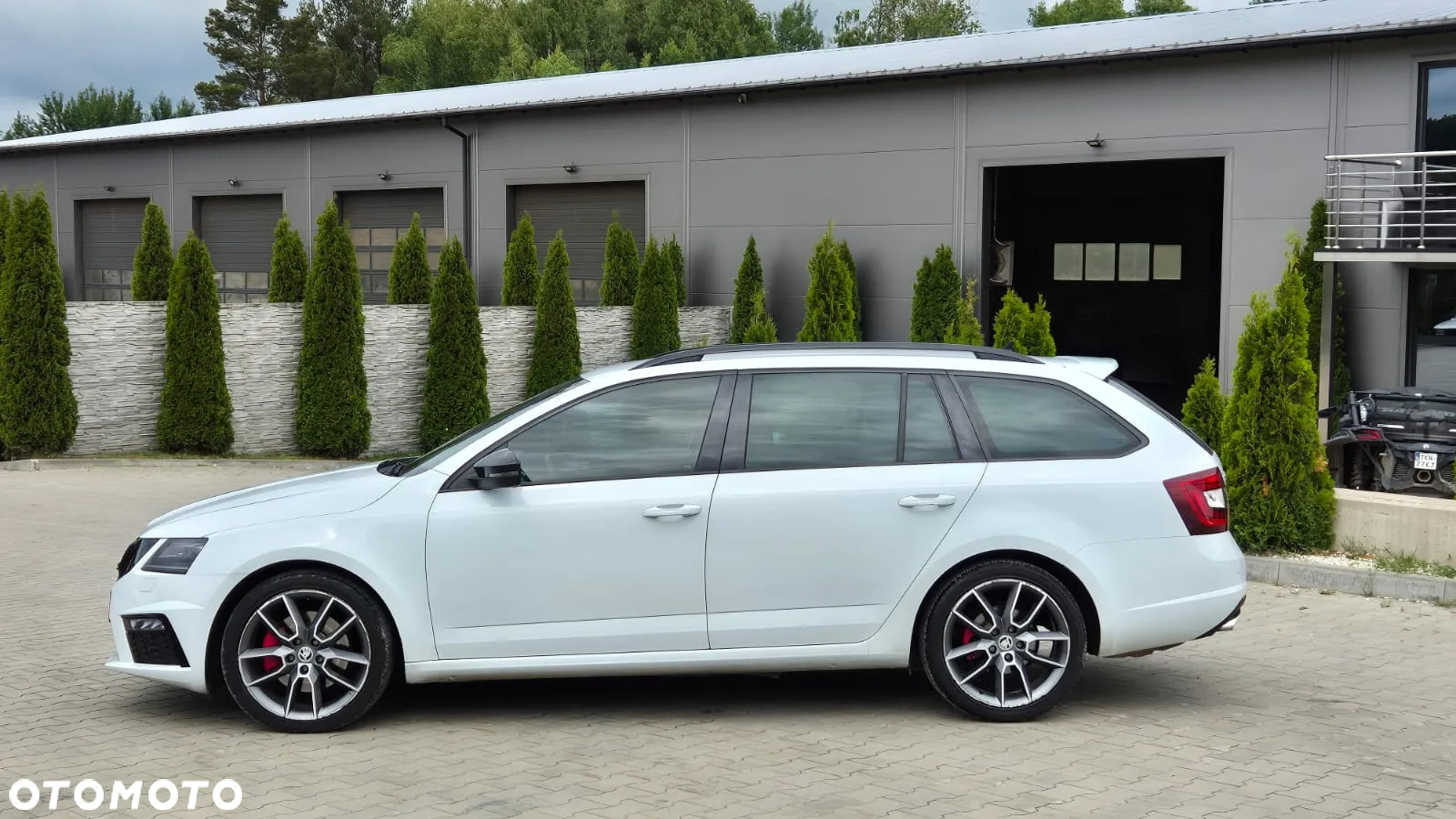 Skoda Octavia 2.0 TDI RS DSG - 3