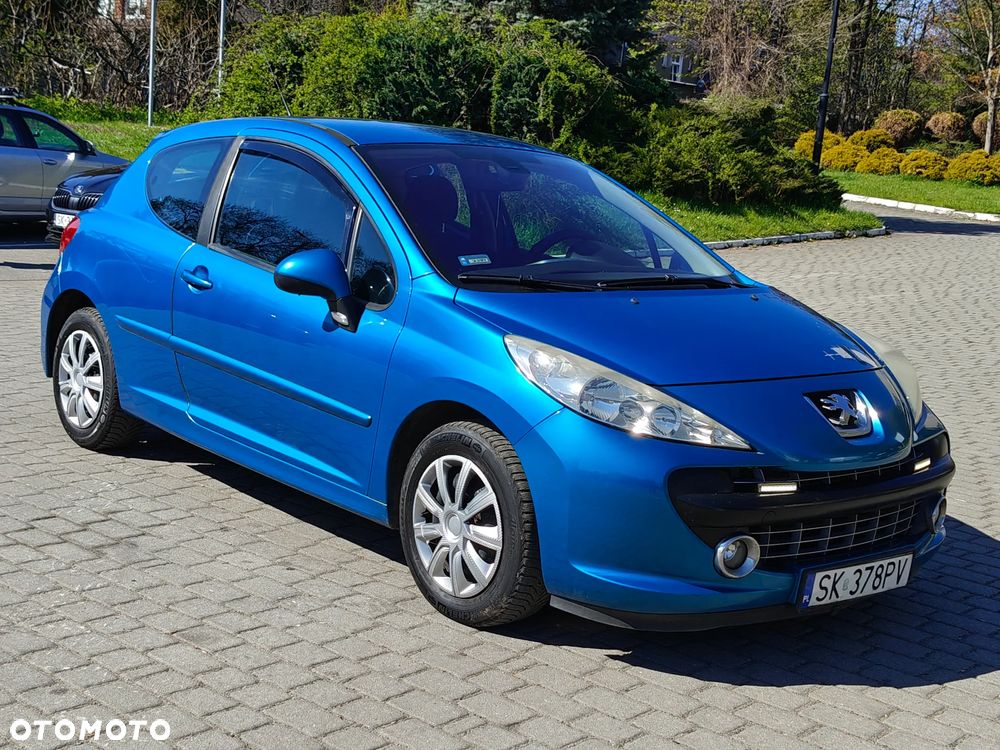Peugeot 207 - 23
