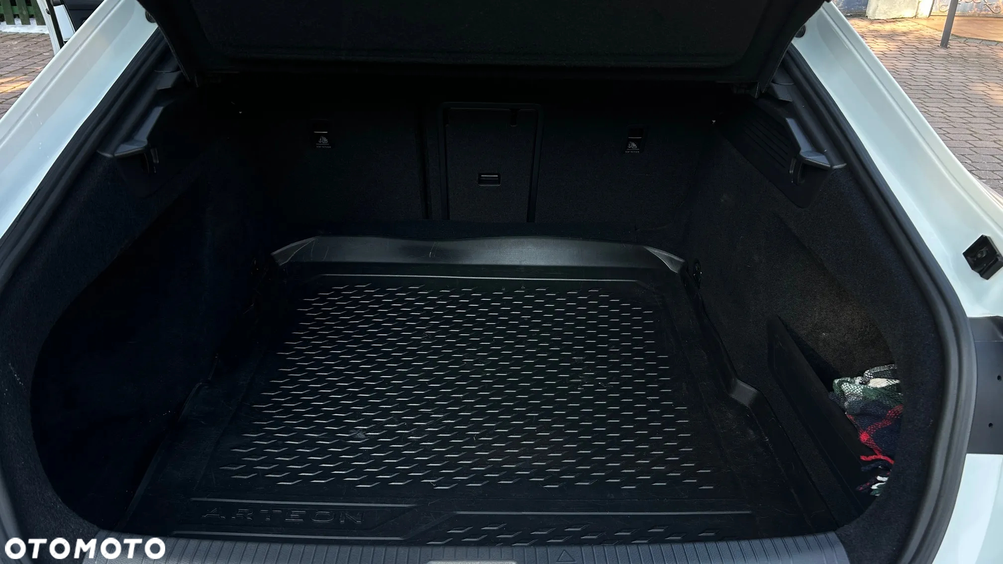 Volkswagen Arteon 2.0 TSI R-Line DSG - 22