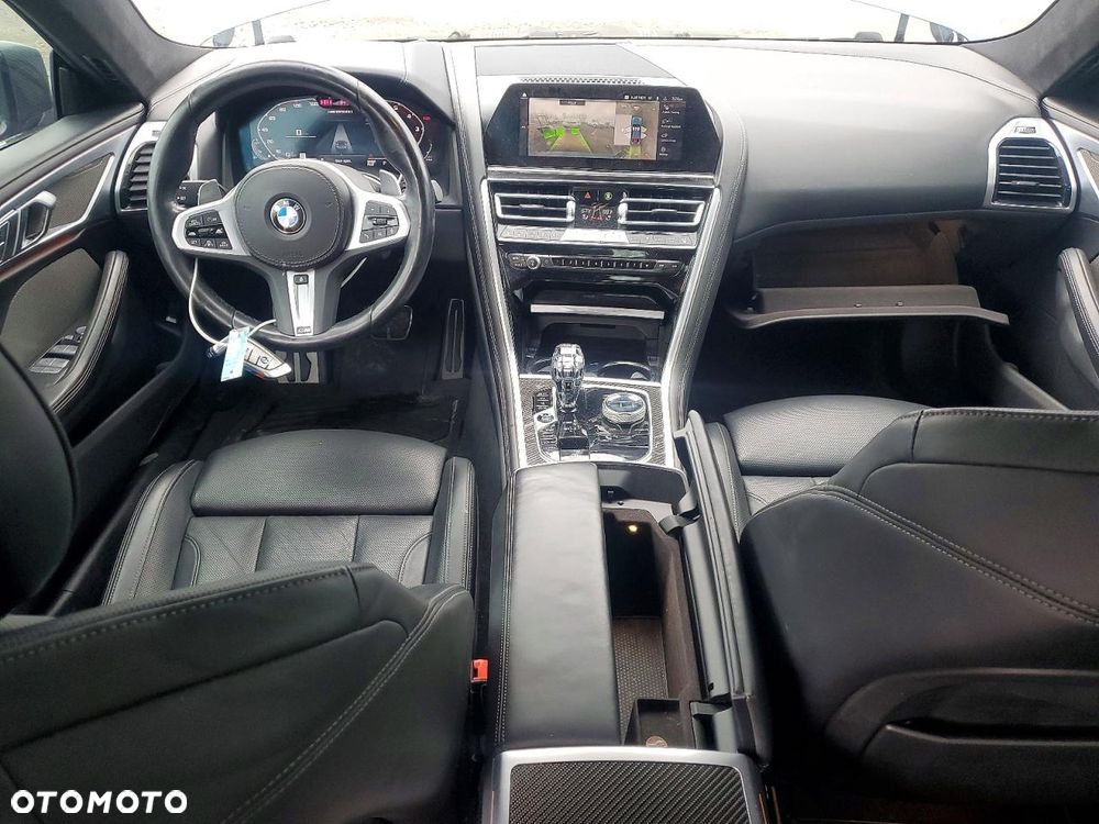 BMW Seria 8 - 7