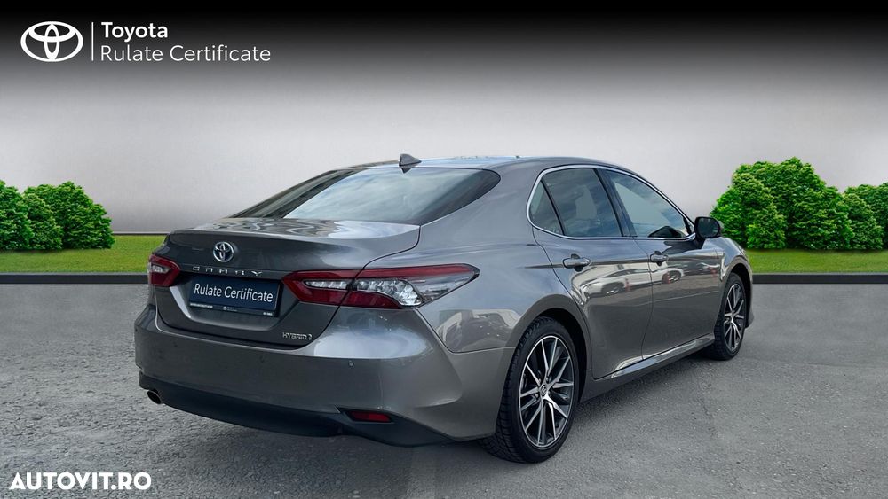 Toyota Camry 2.5 Exclusive - 7
