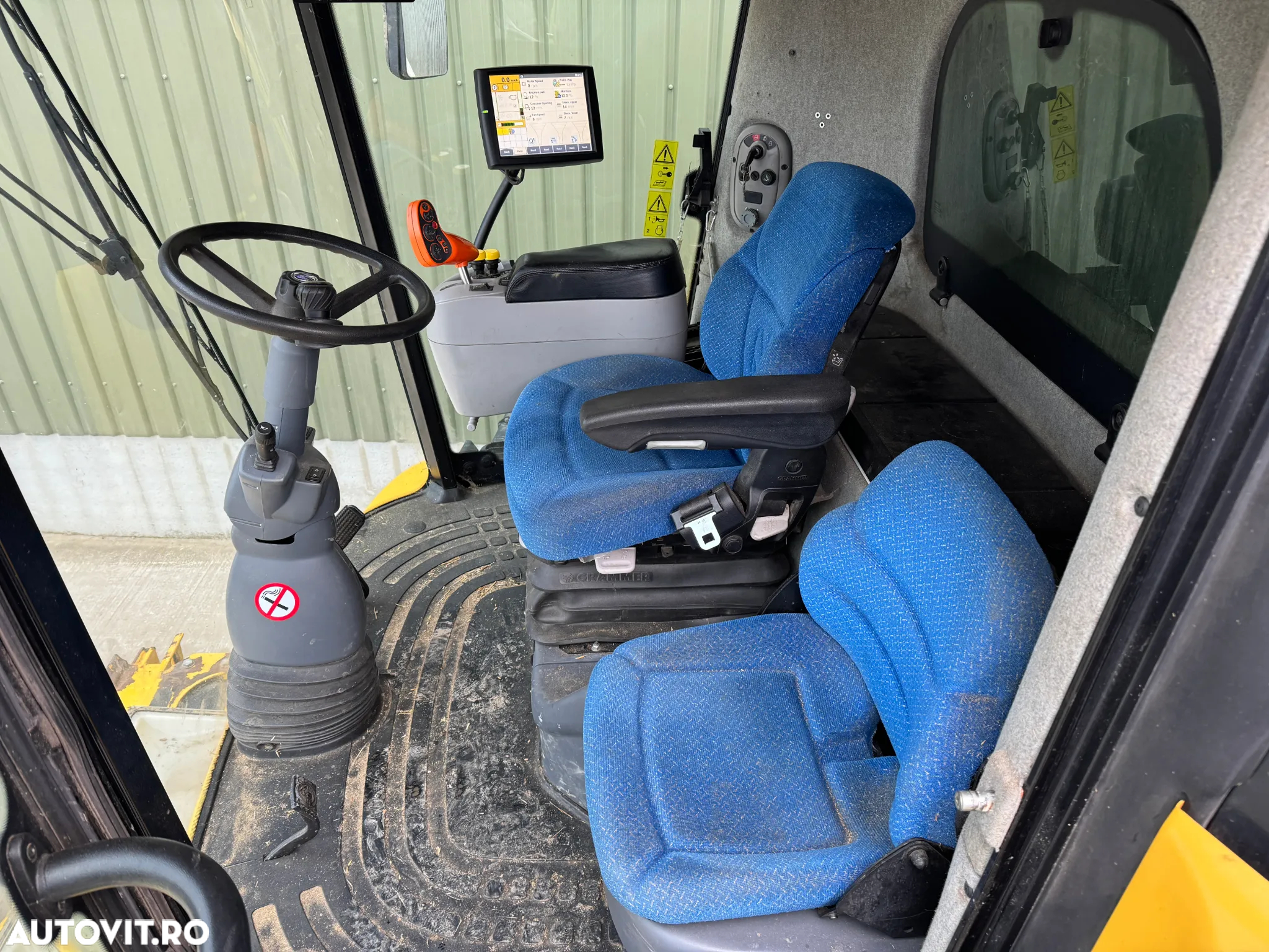 New Holland cr9090 - 14