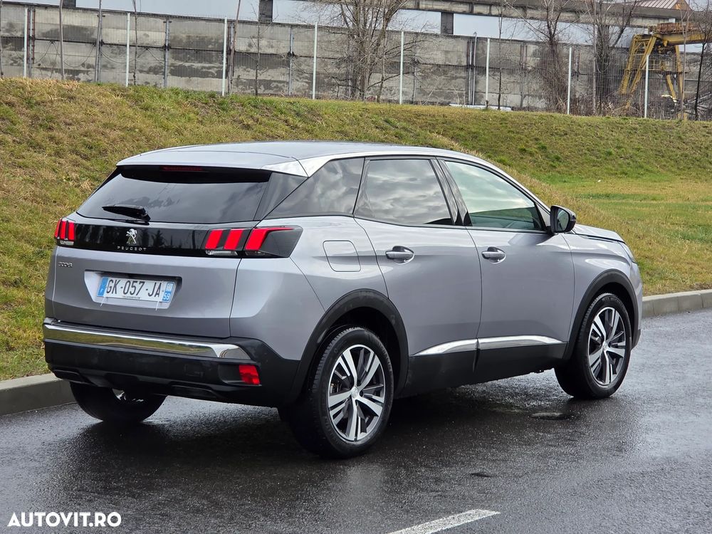 Peugeot 3008 PureTech 130 Stop & Start GPF EAT8 Allure - 7