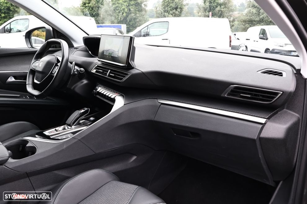 Peugeot 3008 1.6 Hybrid Allure e-EAT8 - 14