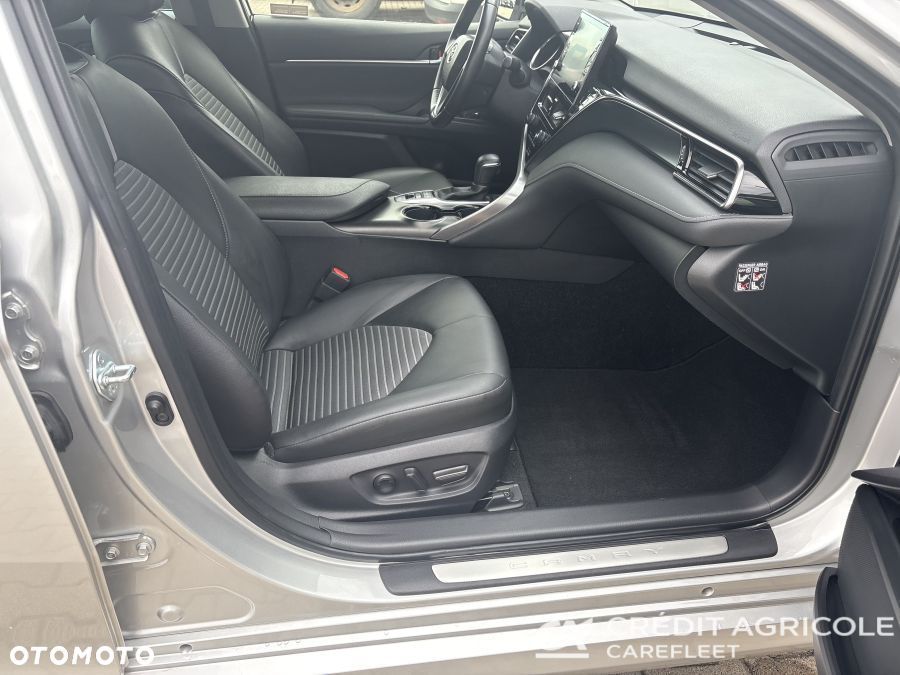Toyota Camry 2.5 Hybrid Prestige CVT - 17