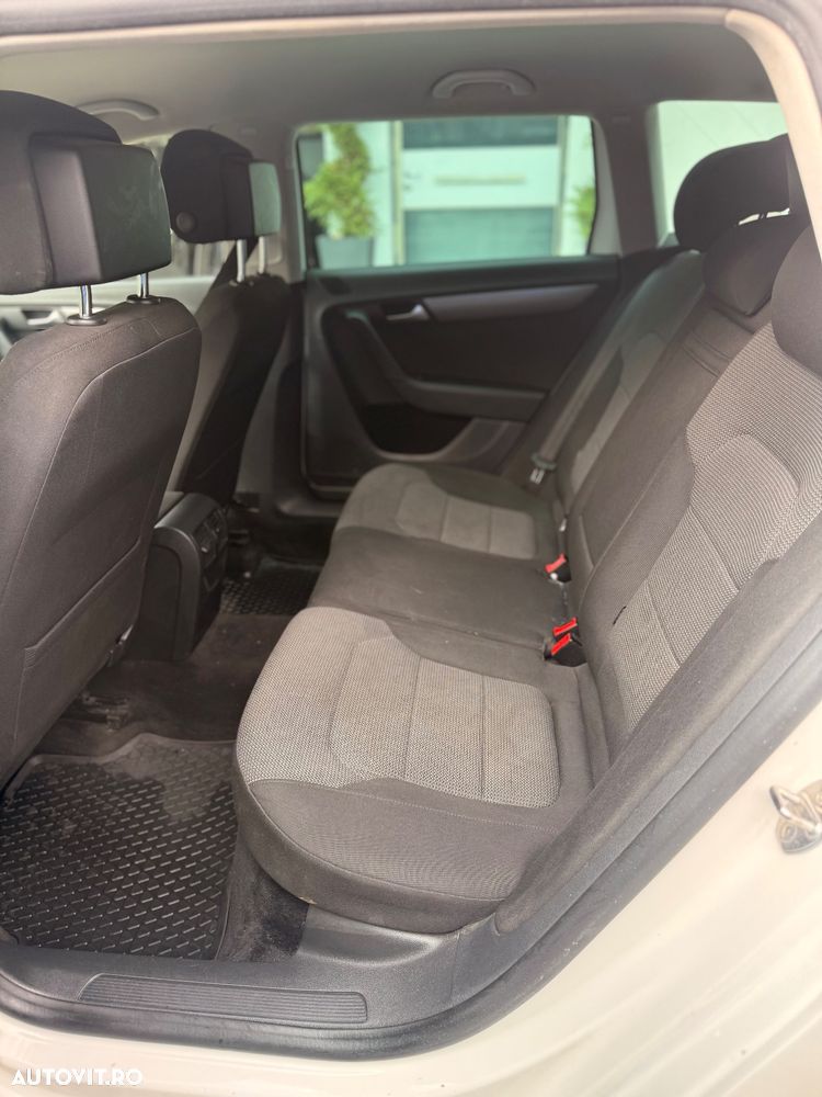 Volkswagen Passat Variant 2.0 TDI BlueMotion Technology DSG Comfortline - 5