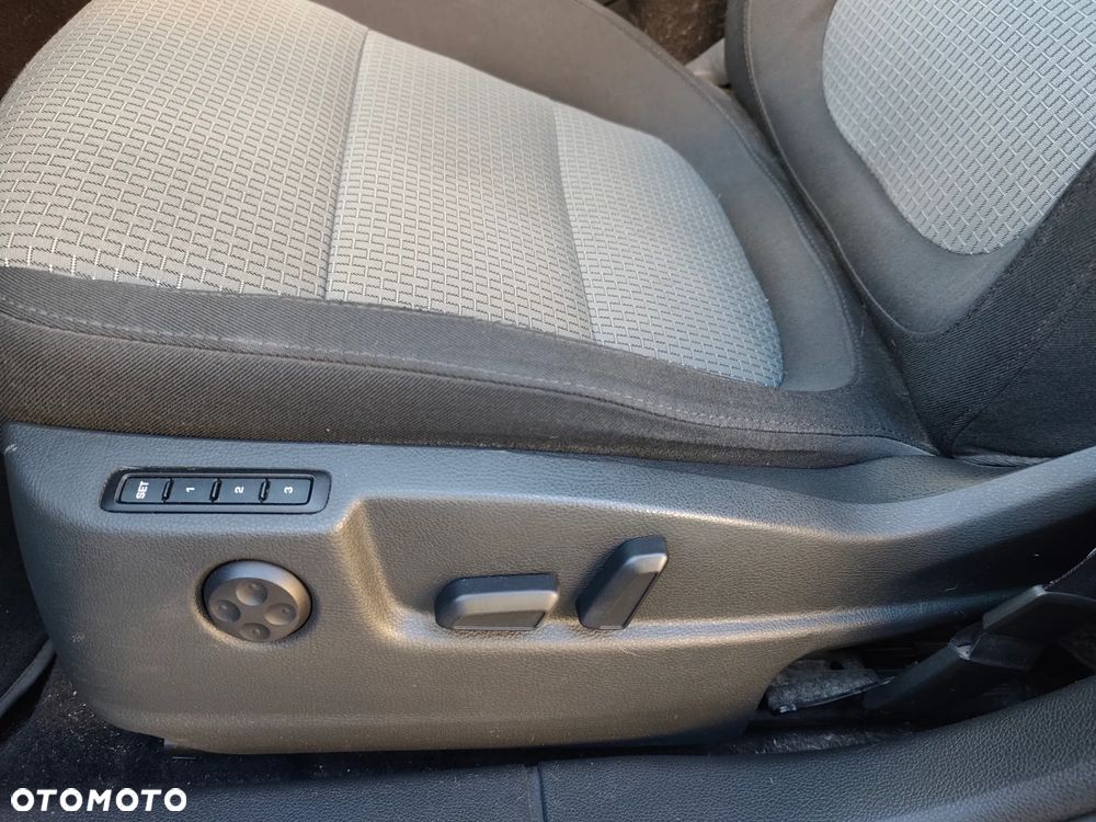 Skoda Superb 2.0 TDI DPF Exclusive - 21