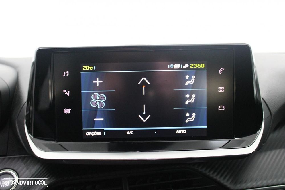 Peugeot e-2008 Allure - 23