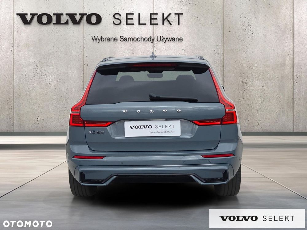 Volvo XC 60 T8 Plug-In Hybrid AWD R-Design - 5